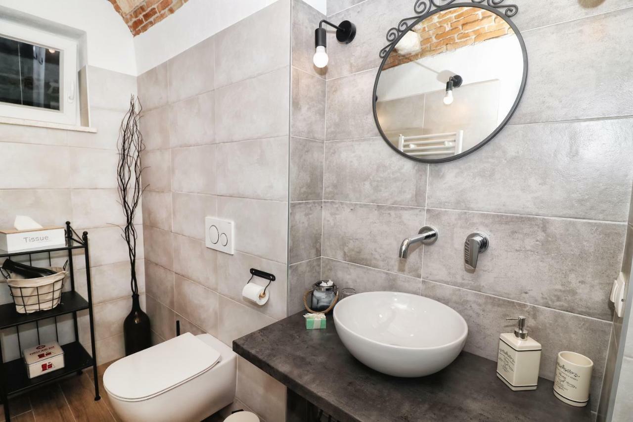Cozy Apartment Mari Rovinj Exterior photo
